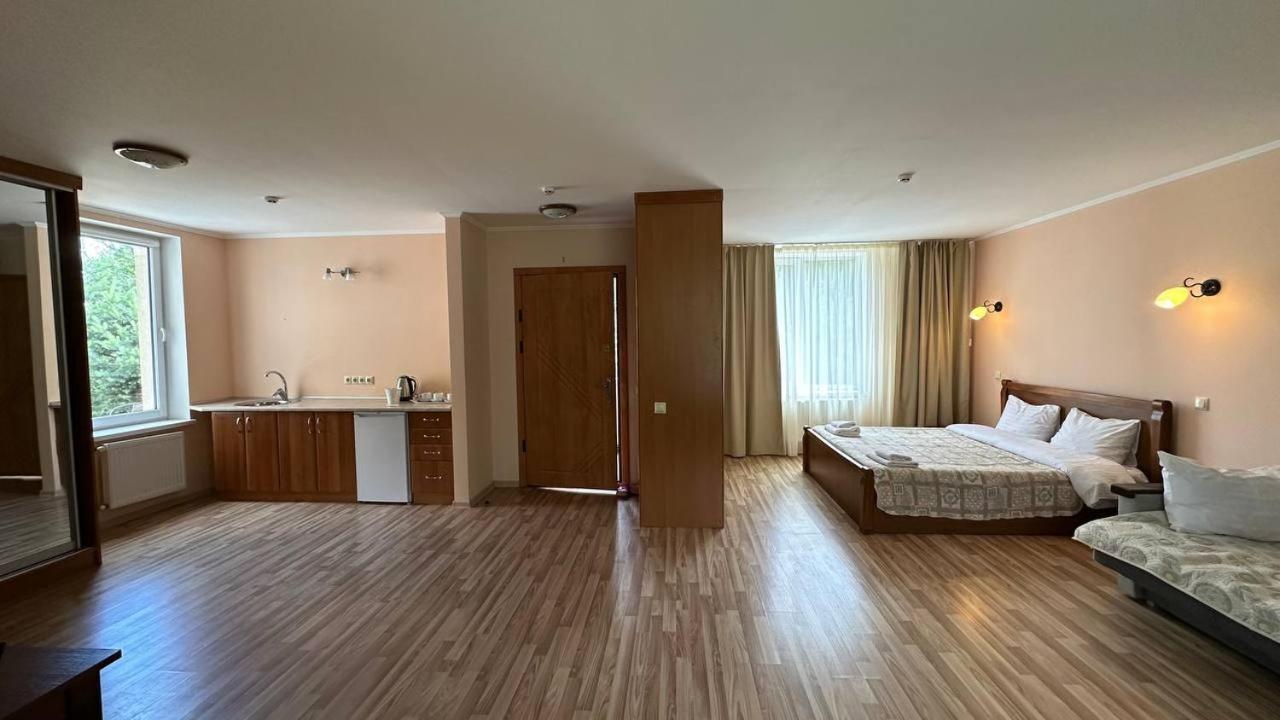 Mini-Hotel Panna Solochyn Eksteriør bilde